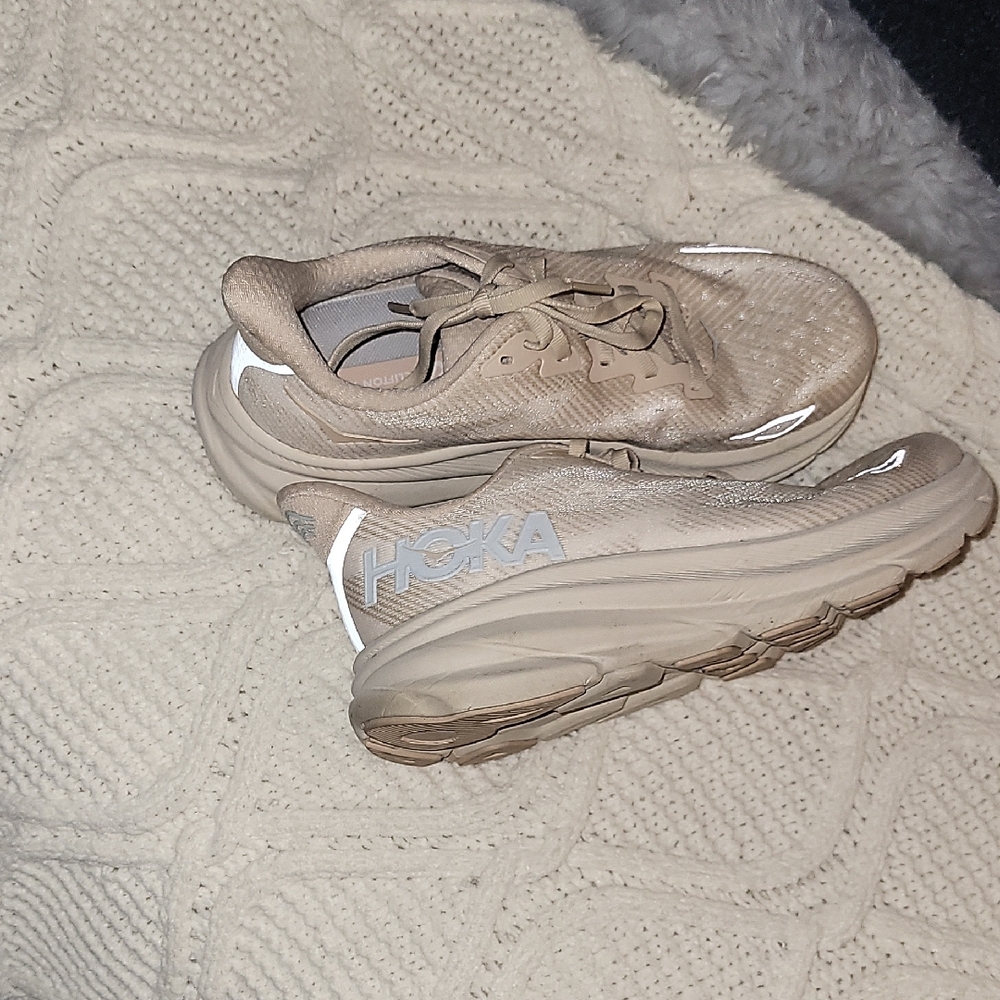 Hoka Women's Beige Running Shoes
